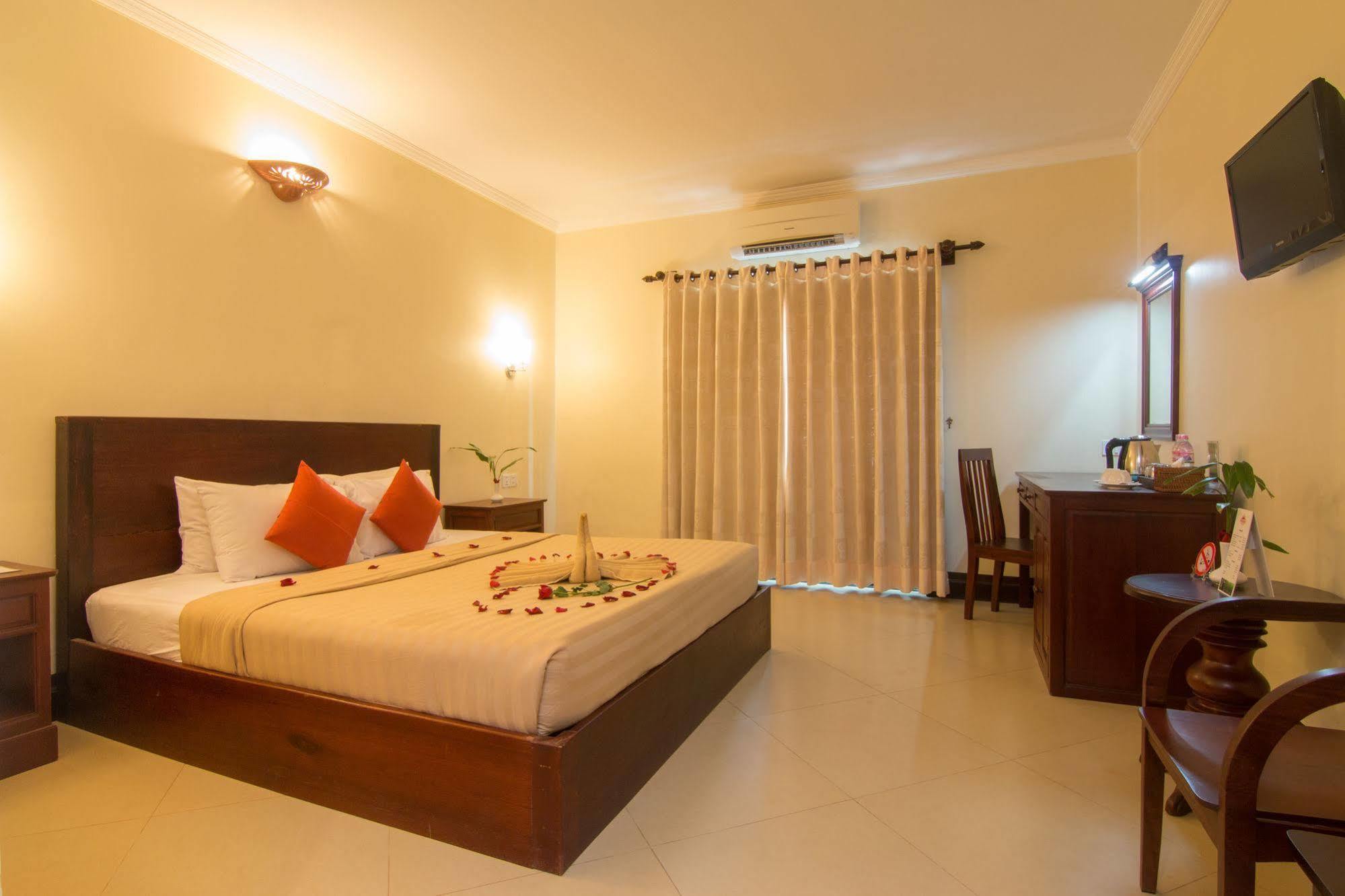סיאם ריפ Sovan Mealea Hotel מראה חיצוני תמונה