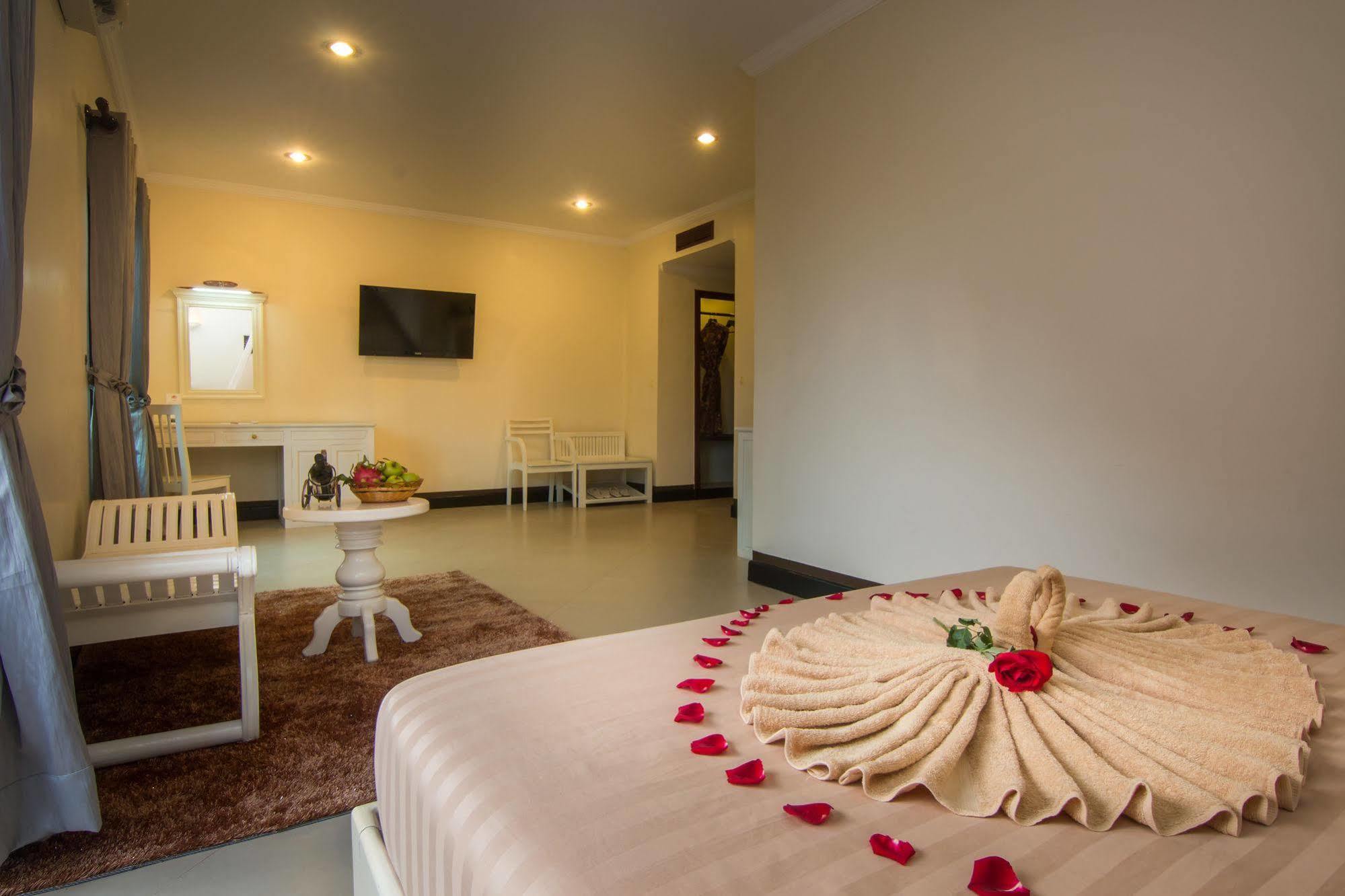 סיאם ריפ Sovan Mealea Hotel מראה חיצוני תמונה